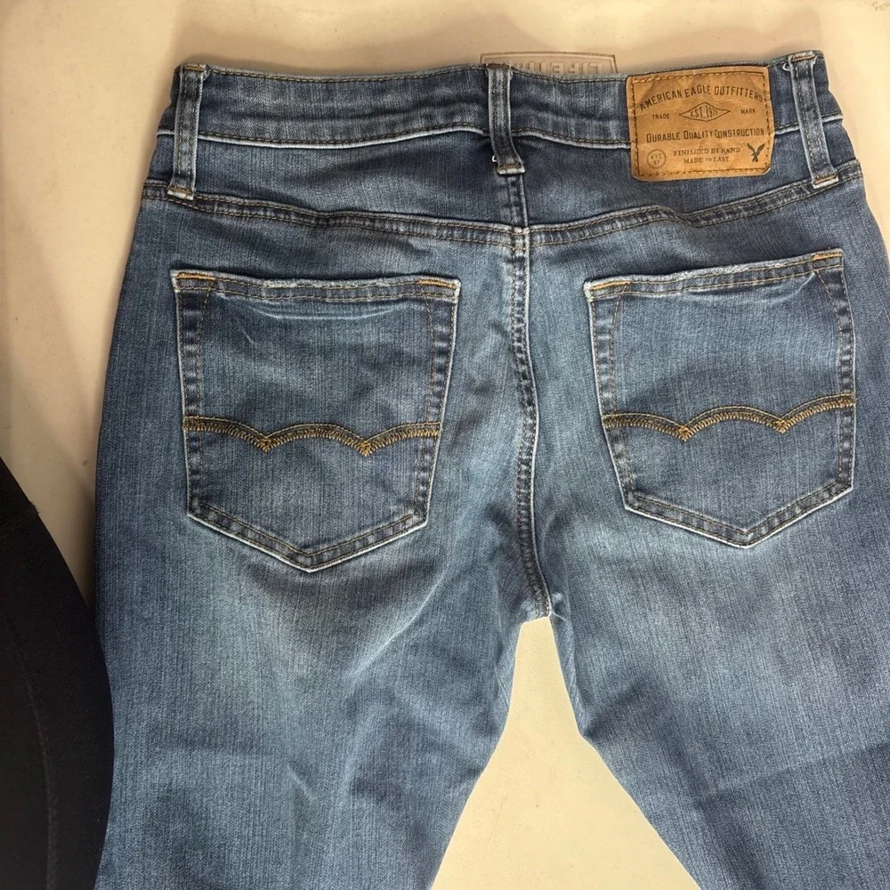 American Eagle Outfitters Women's 360 Extreme Flex Blue Denim Jeans Size 28x30